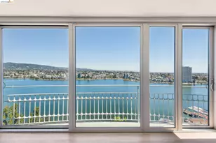 1555 Lakeside Dr, Oakland, CA 94612 - Photo 9