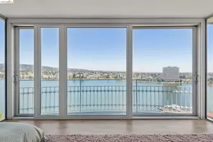 1555 Lakeside Dr, Oakland, CA 94612 - Photo 27