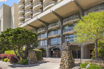 1555 Lakeside Dr #190, Oakland, CA 94612 - Photo 3