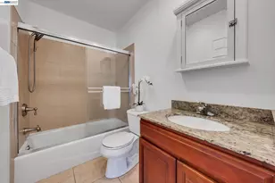 4471 Tulip Ave, Oakland, CA 94619 - Photo 21