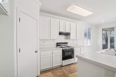 4902 Alterra Way, Sacramento, CA 95835 - Photo 13