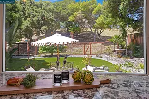 8254 Creekside Dr, Dublin, CA 94568 - Photo 11