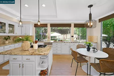 8254 Creekside Drive, Dublin, CA 94568 - Photo 9