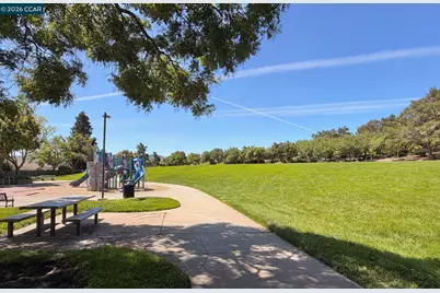 8254 Creekside Drive, Dublin, CA 94568 - Photo 45
