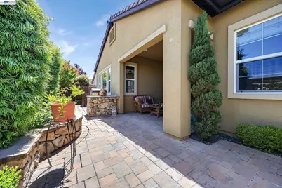 1362 Chatham Ct, Pleasanton, CA 94566 - Photo 35