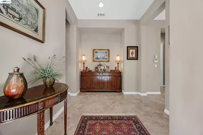 1362 Chatham Ct, Pleasanton, CA 94566 - Photo 5