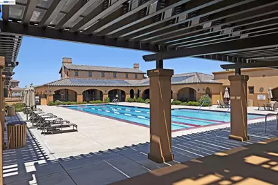 1362 Chatham Ct, Pleasanton, CA 94566 - Photo 43