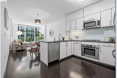 333 Main Street #4D, San Francisco, CA 94105 - Photo 5