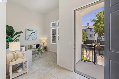 8830 Oliver Pl, Dublin, CA 94568 - Photo 3