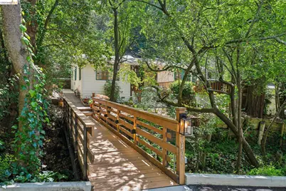 6400 Pinehaven Rd, Oakland, CA 94611 - Photo 75