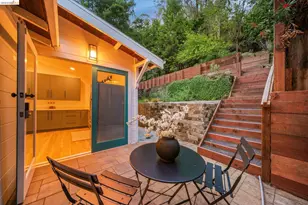 6400 Pinehaven Rd, Oakland, CA 94611 - Photo 71