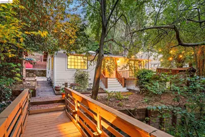 6400 Pinehaven Rd, Oakland, CA 94611 - Photo 1