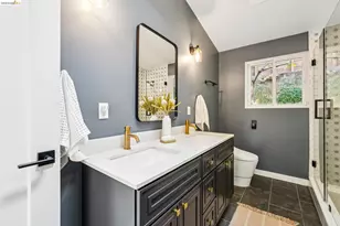6400 Pinehaven Rd, Oakland, CA 94611 - Photo 41