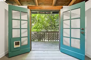 6400 Pinehaven Rd, Oakland, CA 94611 - Photo 61