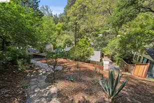 6400 Pinehaven Rd, Oakland, CA 94611 - Photo 51