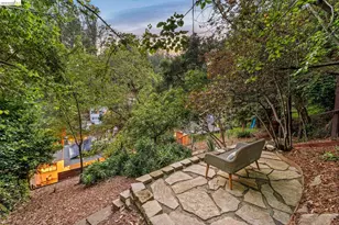 6400 Pinehaven Rd, Oakland, CA 94611 - Photo 73