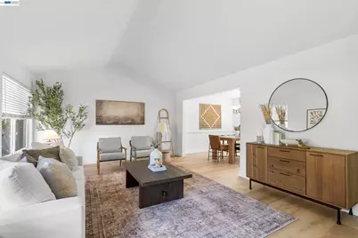 5556 Paseo Navarro, Pleasanton, CA 94566 - Photo 3