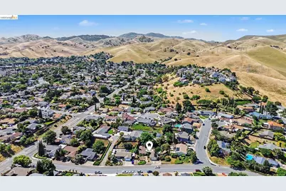 325 Hillsdale Dr, Pittsburg, CA 94565 - Photo 41