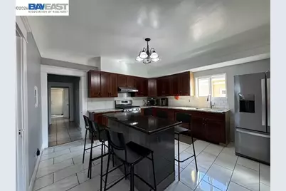 1436 52nd Ave, Oakland, CA 94601 - Photo 5