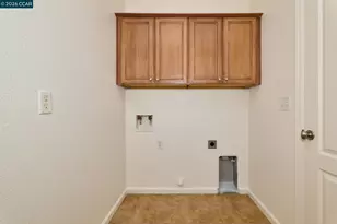 18 Outer Banks Pl, Sacramento, CA 95835 - Photo 23