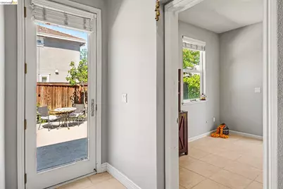 1637 Lillian St, Brentwood, CA 94513 - Photo 33