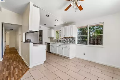 3909 Dry Creek Rd, Sacramento, CA 95838 - Photo 9