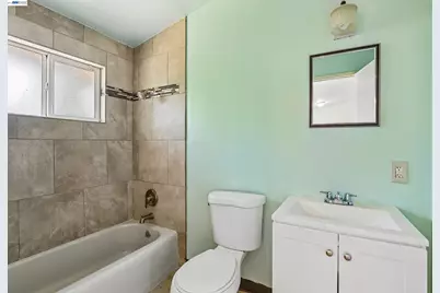 3909 Dry Creek Rd, Sacramento, CA 95838 - Photo 25