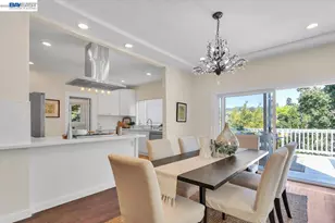 652 Valle Vista Ave, Oakland, CA 94610 - Photo 9