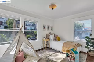 652 Valle Vista Ave, Oakland, CA 94610 - Photo 41