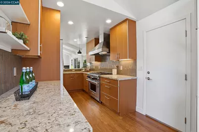 260 Corliss Dr, Moraga, CA 94556 - Photo 9