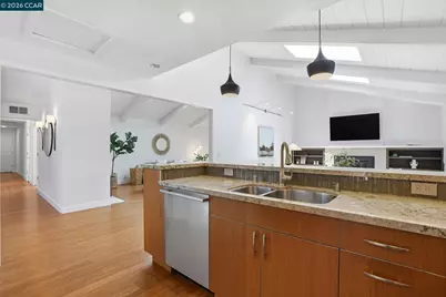 260 Corliss Dr, Moraga, CA 94556 - Photo 11