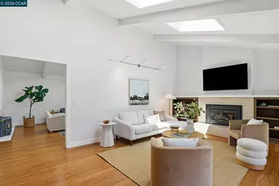 260 Corliss Dr, Moraga, CA 94556 - Photo 19