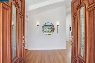 260 Corliss Dr, Moraga, CA 94556 - Photo 3