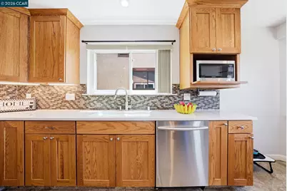 265 Toledo Ct, Vallejo, CA 94591 - Photo 25
