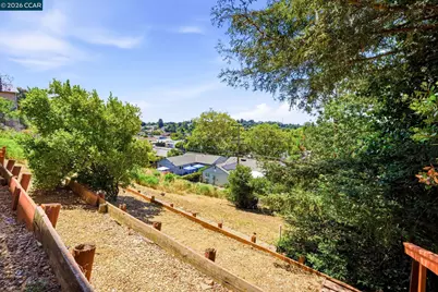 265 Toledo Ct, Vallejo, CA 94591 - Photo 51