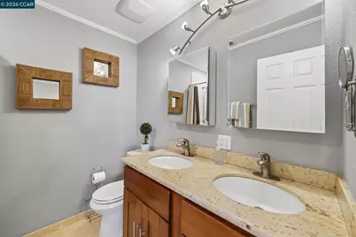 825 Oak Grove Rd #40, Concord, CA 94518 - Photo 13