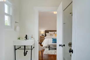 1068 66th St, Oakland, CA 94608 - Photo 17