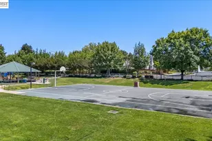 2449 Almanor Dr, Tracy, CA 95304 - Photo 85