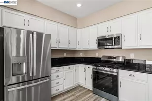 2449 Almanor Dr, Tracy, CA 95304 - Photo 23