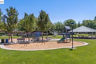 2449 Almanor Dr, Tracy, CA 95304 - Photo 87