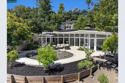 100 El Toyonal, Orinda, CA 94563 - Photo 27