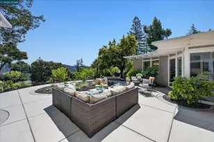 100 El Toyonal, Orinda, CA 94563 - Photo 3