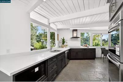 100 El Toyonal, Orinda, CA 94563 - Photo 13