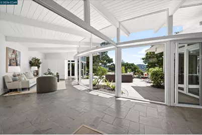 100 El Toyonal, Orinda, CA 94563 - Photo 5