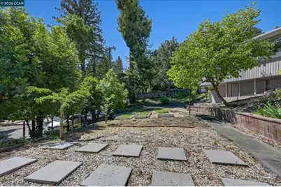 100 El Toyonal, Orinda, CA 94563 - Photo 37