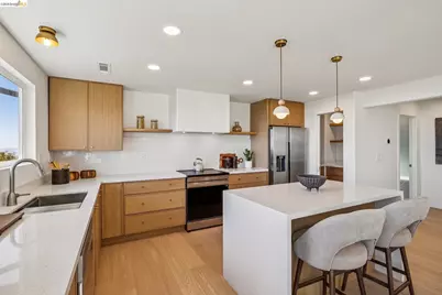 1328 Summit Rd, Berkeley, CA 94708 - Photo 19