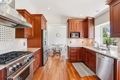 1095 Canyon Hills Rd, San Ramon, CA 94582 - Photo 7