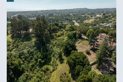 5309 Jensen Rd, Castro Valley, CA 94552 - Photo 11