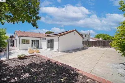32419 Woodland Dr, Union City, CA 94587 - Photo 33