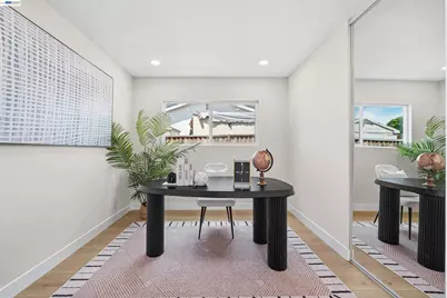 32419 Woodland Dr, Union City, CA 94587 - Photo 15